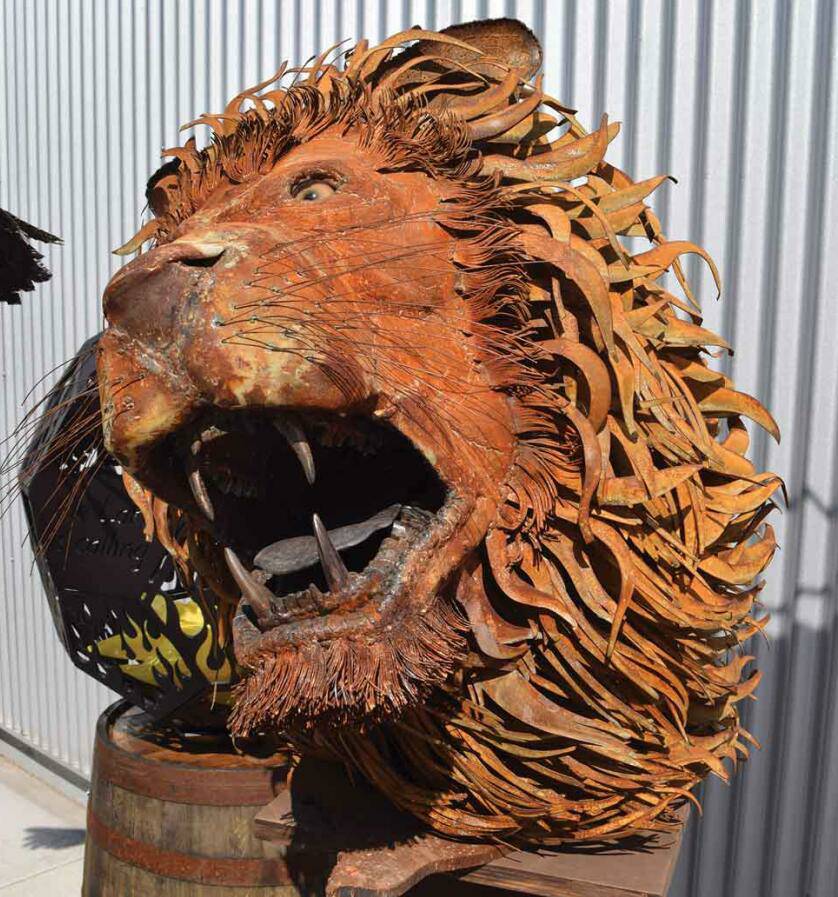 全球钣金新闻-金属制造狂:焊工制作动物的金属钣金-昆明尚亮环保科技研发有限公司 全球钣金新闻-金属制造狂:焊工制作动物的金属钣金-昆明尚亮环保科技研发有限公司