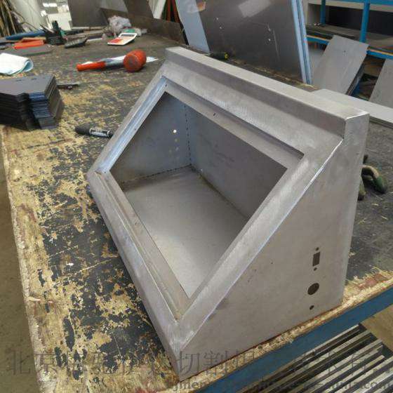 钣金加工焊接注意什么？-昆明尚亮环保科技研发有限公司